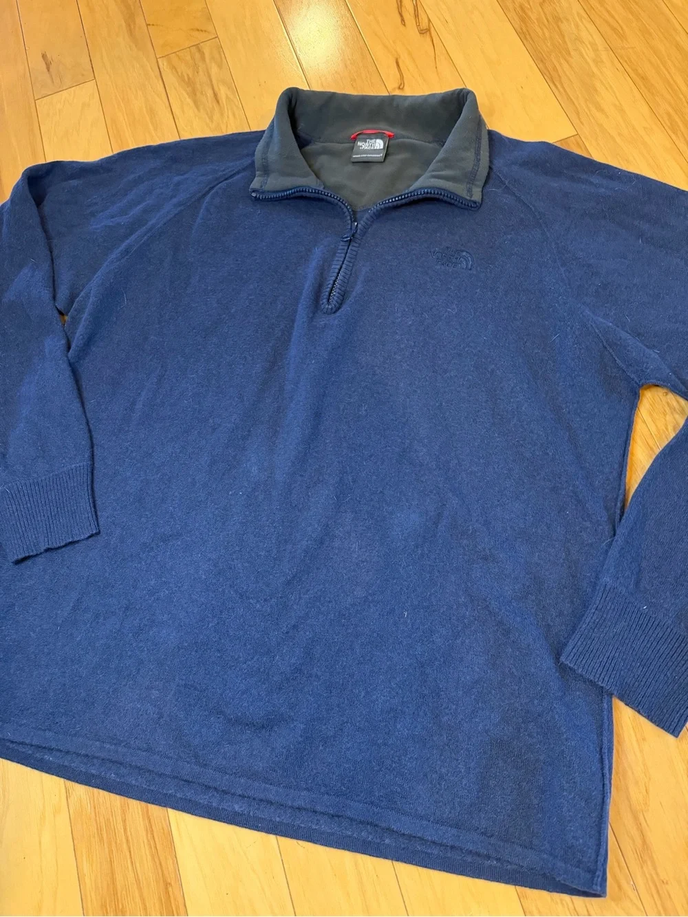 The North Face Navy 1/4 Zip Sweater Fleece Pullover Mens Sz L Relaxed Fit No Tag
